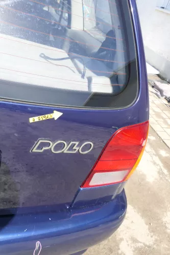 VW Polo 6N Heckklappe Klappe hinten Kofferraumklappe mit Scheibe blau LB5N (167853)