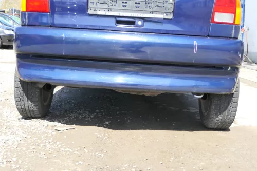 VW Polo 6N Stoßstange hinten nur Oberteil  2-geteilte Heckstoßstange blau LB5N (167855)