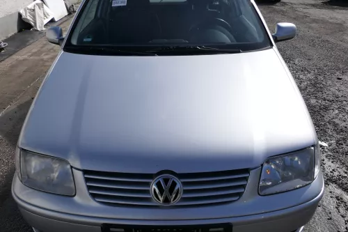 VW Polo 6N2 Motorhaube Haube vorne Klappe silber LA7W