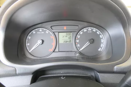 Skoda Fabia Roomster Tacho Tachometer Kombiinstrument 208.000km 5J0920801B Benzi