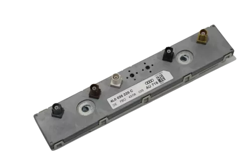 Q7 4L Steuergerät Antenne Antennenweiche Weiche 4L0035225C Antennenverstärker