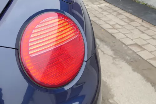 VW New Beetle 9C Stoßstange hinten Stoßfänger blau lila LG5T Heckstoßfänger (168416)