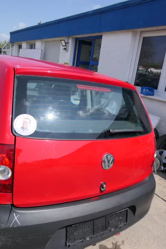 VW Fox 5Z Heckklappe Kofferraumklappe Klappe hinten + Scheibe rot LY3D - DELLE (168519)