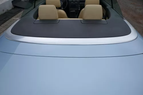 A4 8E 8H Cabrio B6 B7 Dichtung Verdeck 8H0825397 am Deckel