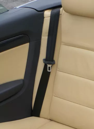 Audi A4 8H Cabrio B7 B6 8E Gurt hinten rechts 8H0857806  V04 schwarz