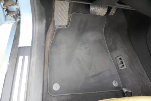 4x Audi A4 8H Cabrio Fußmatten Fußmatte aquablau vorne links hinten rechts