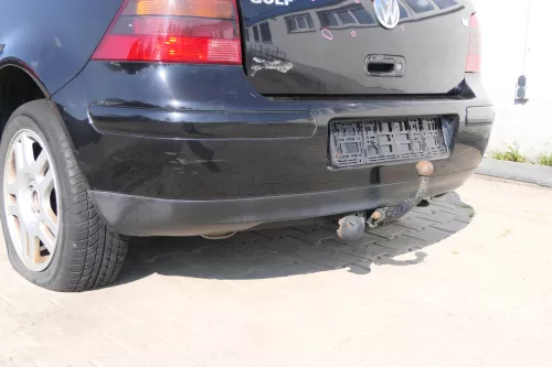 VW Golf 4 Limousine Stoßstange hinten Heckstoßstange Stoßfänger schwarz LC9Z (168819)