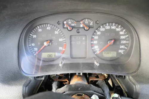 VW Golf 4 Tacho Tachometer Kombiinstrument 338.000km 1J0919881B 1,6-2,8
