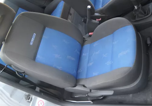 Arosa Lupo Sitz vorne rechts Beifahrersitz Höhenverstellung schwarz College blau