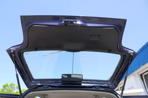 VW Polo 6N Heckklappe Klappe hinten Kofferraumklappe mit Scheibe blau LB5N (168858)