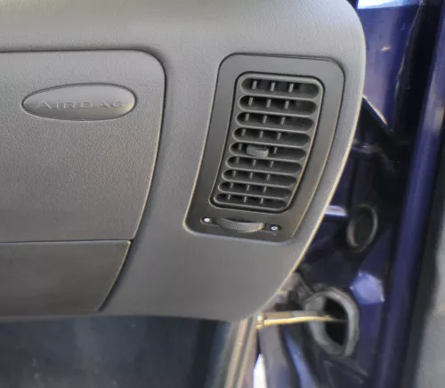 VW Polo 6N 6K Lüftungsdüse Düse Lüftung rechts im Armaturenbrett