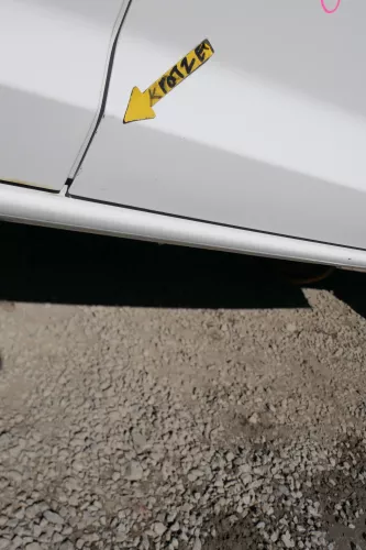 Ibiza 6J Tür vorne rechts Beifahrertür weiß LB9A 4/5-Türer - ohne Anbauteile (168953)