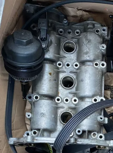 2x Polo 9N3 Ibiza Nockenwellen Nockenwelle 1,2 12V BZG CGPA CGPB + Deckel (168975)