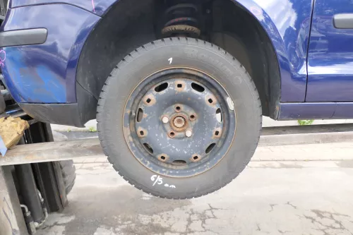 4x Skoda Fabia Felgen Reifen 165/70 R14 81T Winterreifen M&S 5jx14H2 ET35  5-6mm