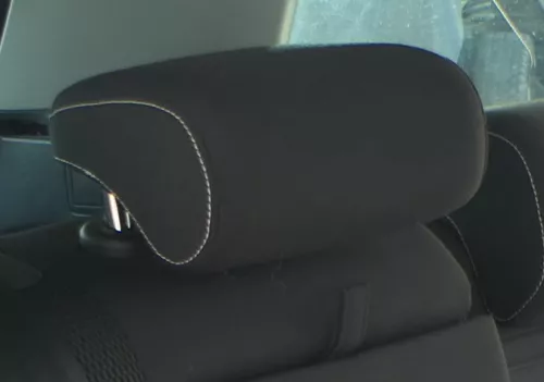 Golf 7 5G AU Kopfstützen Kopfstütze hinten in der mitte mittig schwarz weiße Näh (169160)