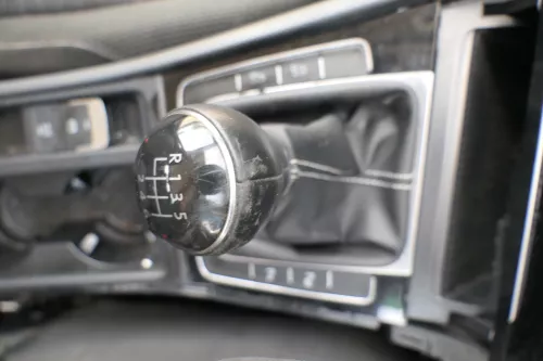 VW Golf 7 Schaltknauf Schaltsack Schaltung Schaltknüppel original 6-Gang Leder (169180)