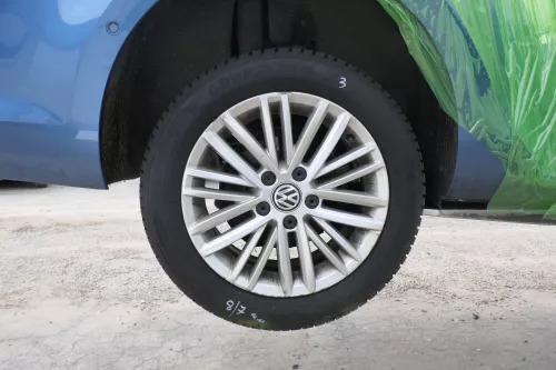 1x Golf 7 Eos Passat Original Alufelge Alu 5G0601025AT 6,5x16 H2 ET46    3