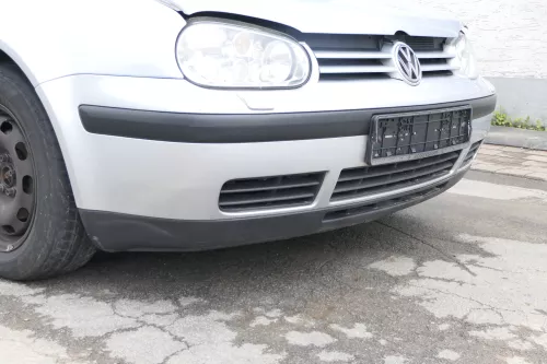 VW Golf 4 Stoßstange vorne Stoßfänger vorn vorne silber LB7Z SWR (169289)