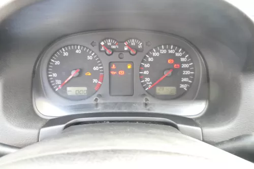 VW Golf 4 Tacho Tachometer Kombiinstrument 291.000km 1J0919880B 1,6-2,8