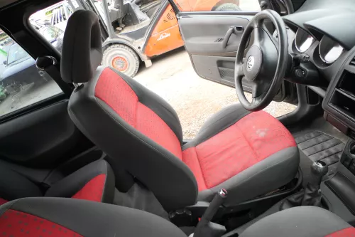 Seat Arosa VW Lupo Sitz vorn links Fahrersitz Höhenverstellung höhenverste rot (169460)