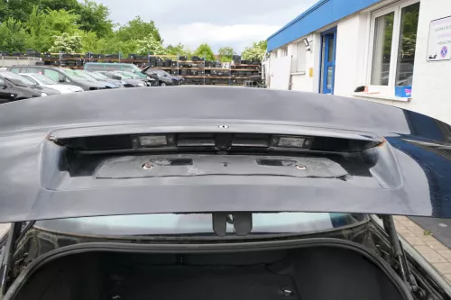 Audi A4 B5 Limousine Griff Heckklappe Heckklappengriff schwarz LY9B Facelift (169664)