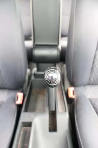 Audi A4 B5 Handbremse Feststellbremse schwarz Leder Griff 8D0711463C (169678)