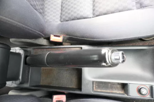 Audi A4 B5 Handbremse Feststellbremse schwarz Leder Griff 8D0711463C (169678)