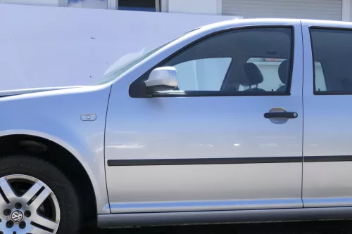 VW Golf 4 Bora Tür vorne links Fahrertür 4/5-Türer & Kombi silber LA7W -ohneAnba