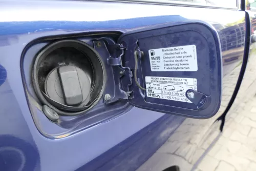 Seat Ibiza 6K Facelfit Tankdeckel Deckel Tank Tankverschluß blau LB5N 6K6809905A (169880)