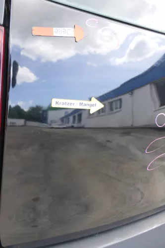 VW Fox 5Z Heckklappe Kofferraumklappe Klappe hinten + Scheibe schwarz L041 DELLE (169930)