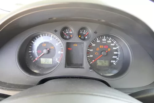 Seat Ibiza 6L Tacho Tachometer Kombiinstrument 186.000km 6L0920801 1,2 47kw 1,4 (169969)