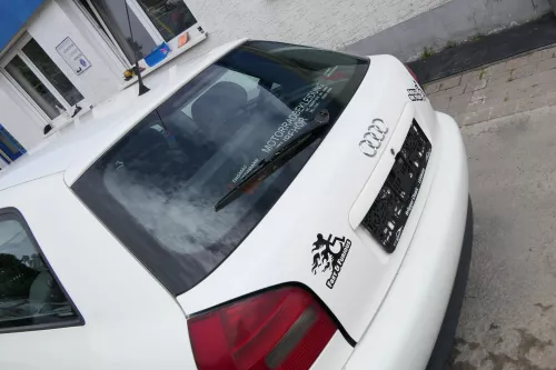 Audi A3 8L bis cBj. ca1999 Heckklappe Kofferraumklappe Klappe hinten weiß LY9G (169975)