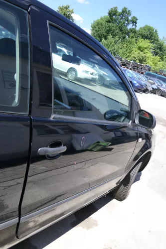 VW Fox 5Z Tür vorne rechts Beifahrertür schwarz L041 (170164)