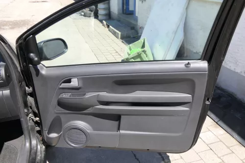 VW Fox 5Z Türverkleidung Verkleidung Tür vorne rechts schwarz (170171)