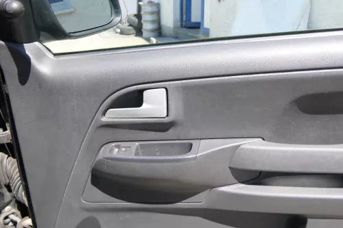 VW Fox 5Z Türverkleidung Verkleidung Tür vorne rechts schwarz (170171)