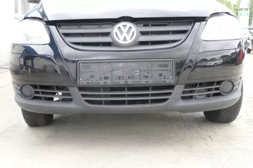 VW Fox 5Z Stoßstange vorne Stoßfänger schwarz LC9Z mit Grill