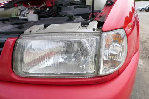 VW Polo 6N Kühlergrill Grillleiste vorne Leiste Grill rot LP3G (170220)