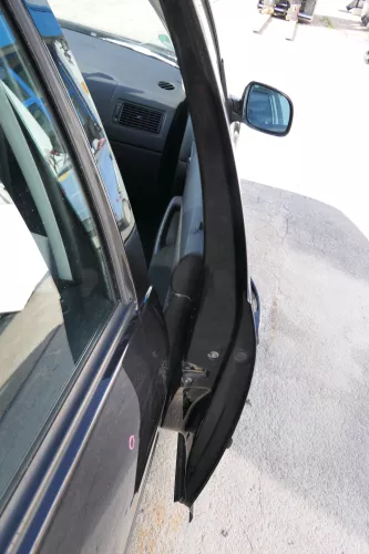 Golf 4 Bora Tür vorne rechts Beifahrertür 4/5-Türer Kombi Variant schwarz LC9Z (170363)