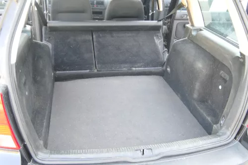 VW Golf 4 Variant Kombi Verkleidung Teppich Kofferraum Kofferraumteppich (170375)