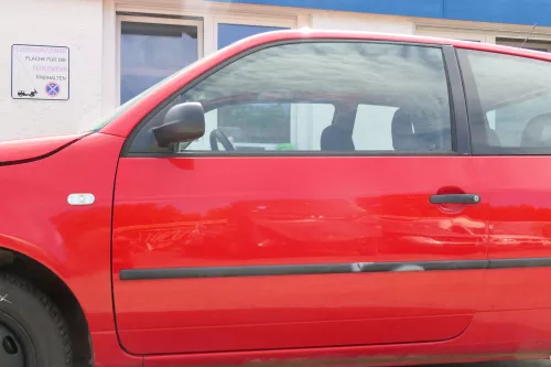 VW Lupo Seat Arosa Tür vorne links Fahrertür rot LP3G (mechanischer Fenster