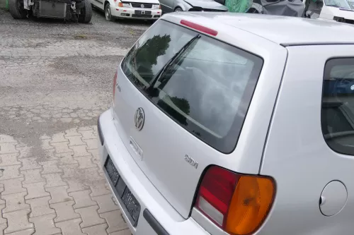 Polo 6N2 Heckklappe Klappe hinten Kofferraumklappe silber LB7Z Scheibe (170482)