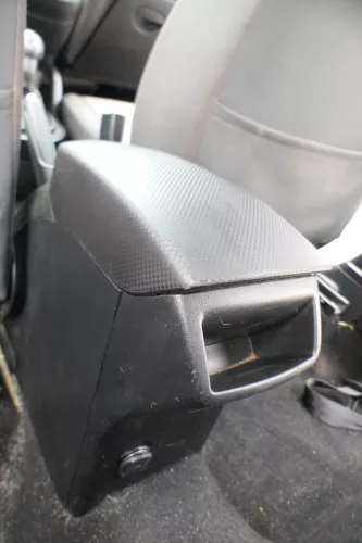 Seat Altea 5P XL Mittelarmlehne Armlehne Lehne Mitte Original + Halter schwarz