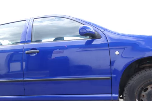Skoda Fabia 6Y Kombi Limousine Tür vorne rechts Beifahrertür blau LF5K
