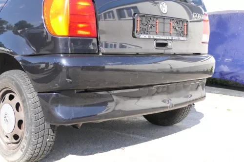 VW Polo 6N Stoßstange hinten 2-geteilte Heckstoßstange schwarz LC9Z Stoßfänger (170770)