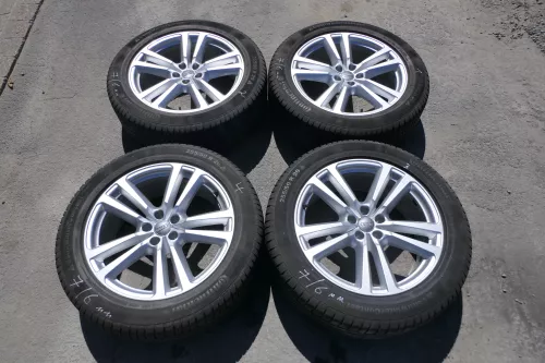 4x Q7 4M Alufelgen Reifen Felge Felgen 4L0601025M 225/50 R 20 Zoll Winterreifen