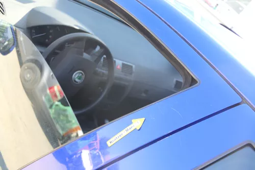 Fabia 6Y Kombi + Limousine Tür vorne links Fahrertür blau LF5K ohneAnbaute (170902)