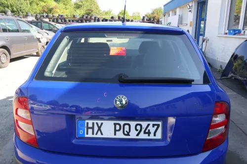 Skoda Fabia 6Y6 Schrägheck Heckklappe Kofferraumklappe hinten blau LF5K