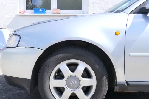 Audi A3 8L Kotflügel vorne links silber grau LY7M - ROST