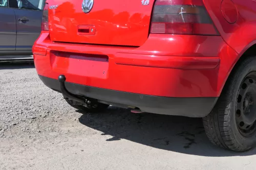 VW Golf 4 Limousine Stoßstange hinten Heckstoßstange Stoßfänger rot LP3G (171082)