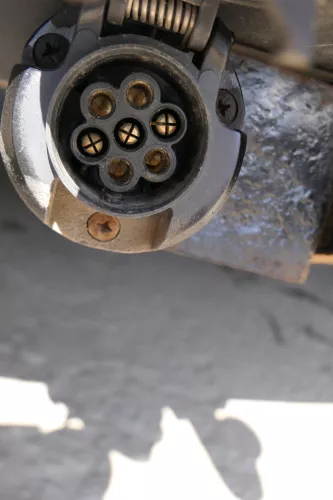 VW Golf 4 Limousine feste starre Anhängerkupplung mit Kabelbaum komplett nachrüs (171083)